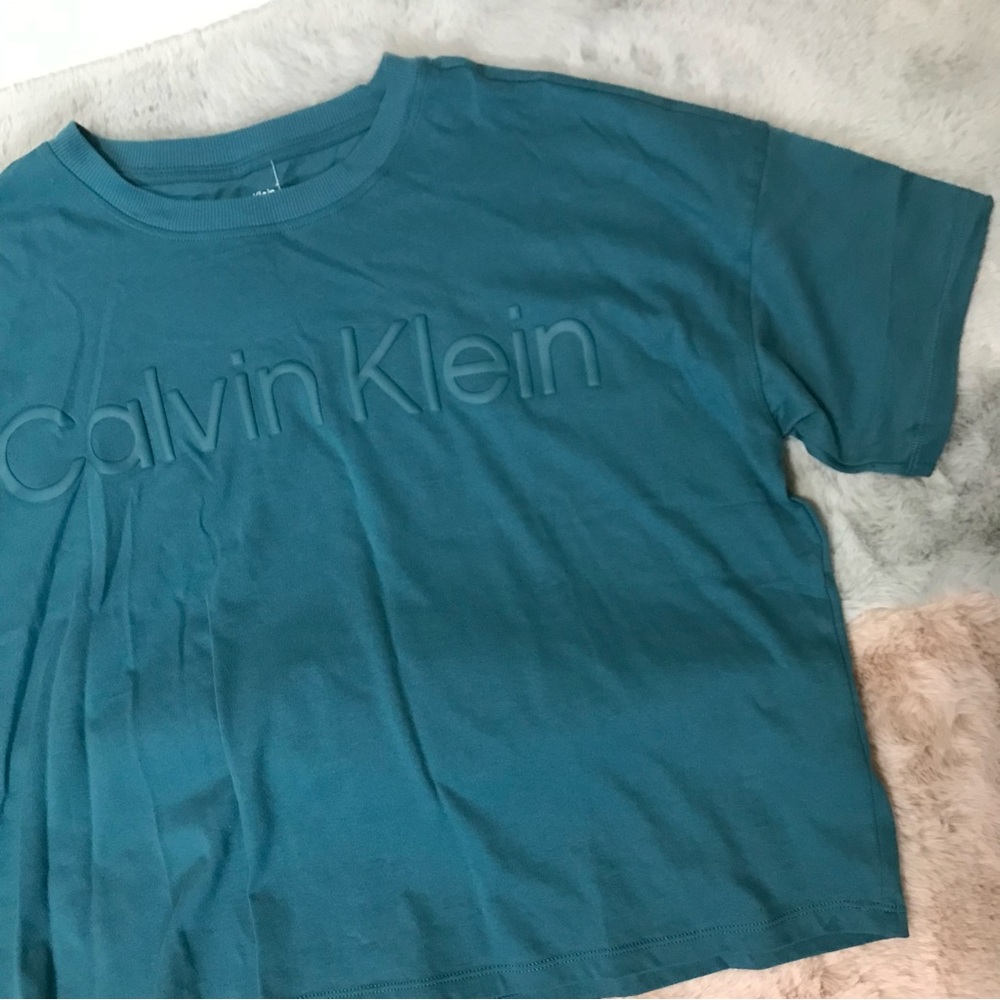 New Calvin Klein teal short sleeve top